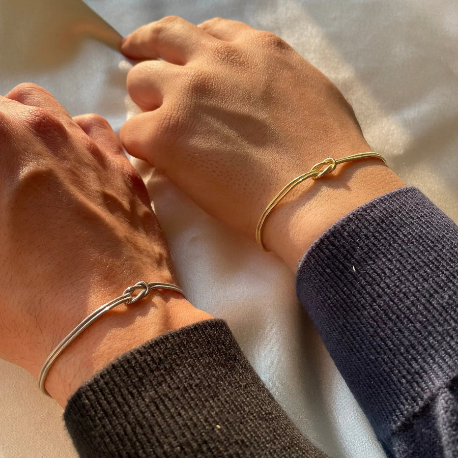 Pulsera nudo eterno – Un regalo para tu pareja, amiga o familiar